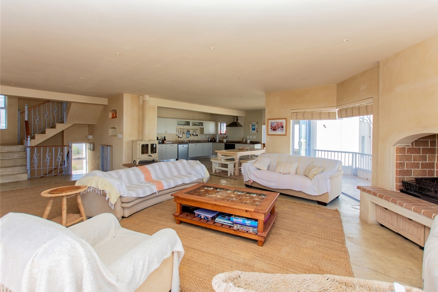 6 Bedroom Property for Sale in Paradise Beach Western Cape